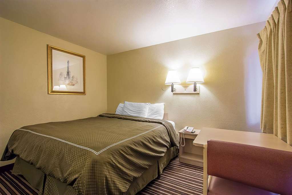 Rodeway Inn Memphis Habitación foto